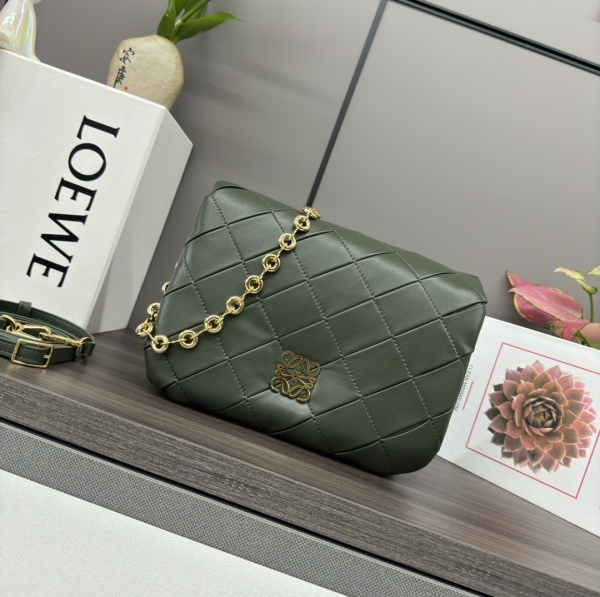 L*oewe  Bag Top Quality 23*9*17cm