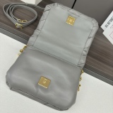 L*oewe  Bag Top Quality 23*9*17cm
