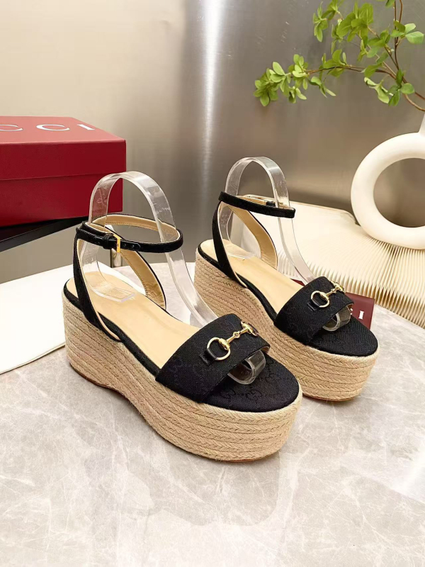 Women G*ucci Top Quality Sandals