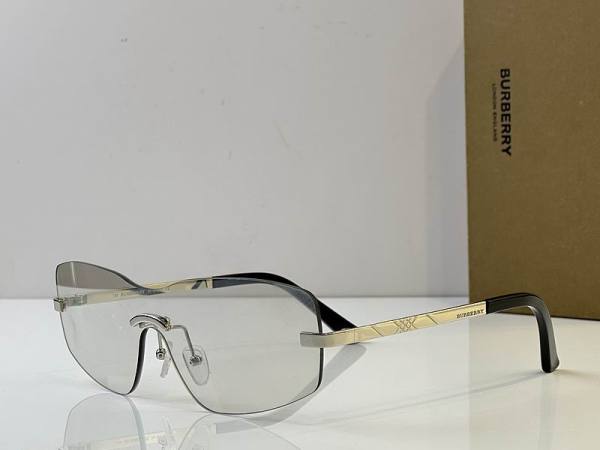 B*urberry Glasses Top Quality