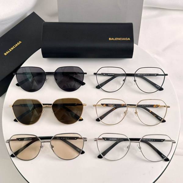 B*ALENCIAG Glasses Top Quality