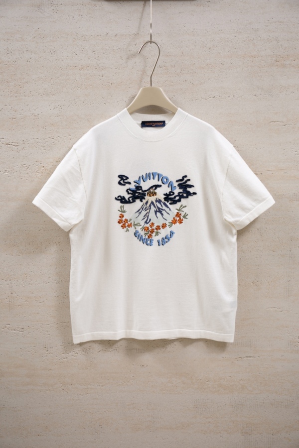 L*V Top Quality Clothes