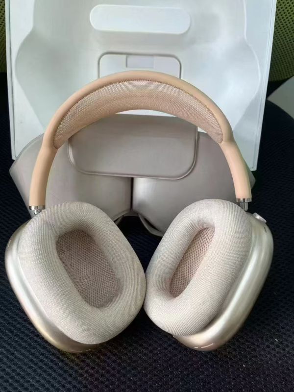 A*irPods Max
