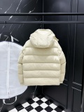 P*rada Top Quality Clothes