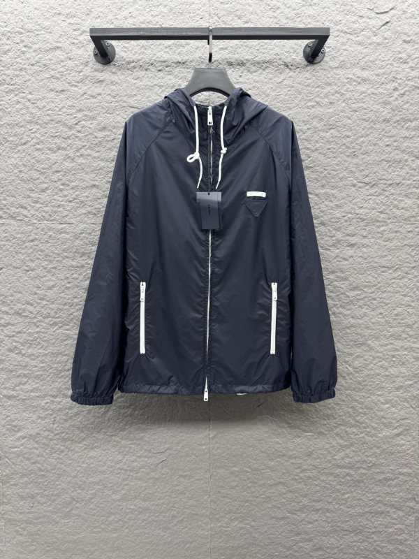 P*rada Top Quality Clothes
