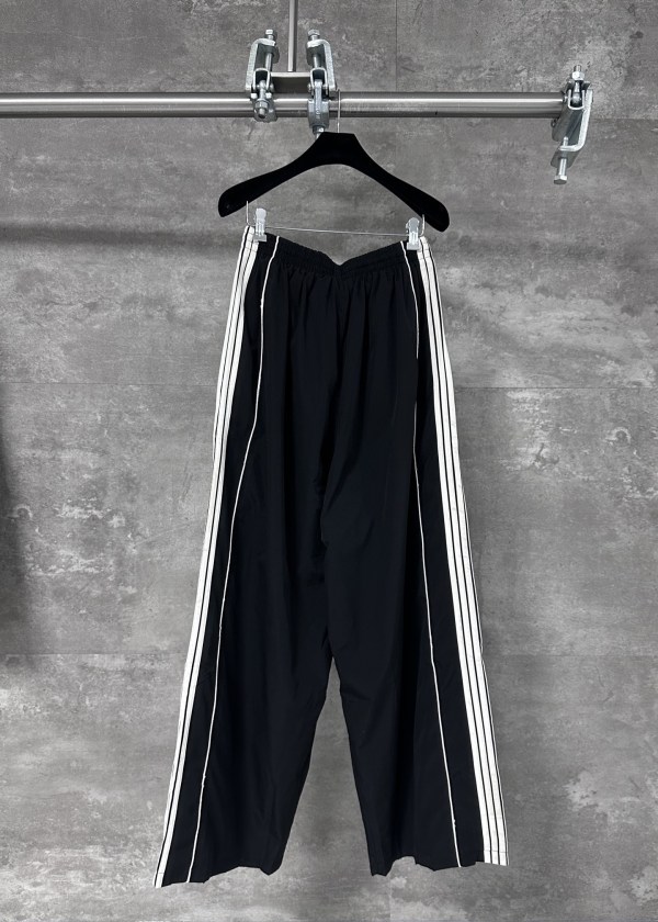 B*ALENCIAGA Top Quality Clothes