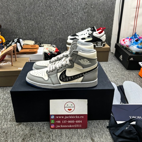 J*ordan 1 Retro High D*ior CN8607-002
