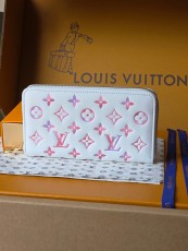 L*ouis V*uitton Top Quality Wallets  10*19*2CM