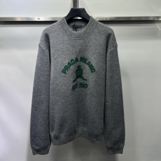 P*rada Top Quality Clothes