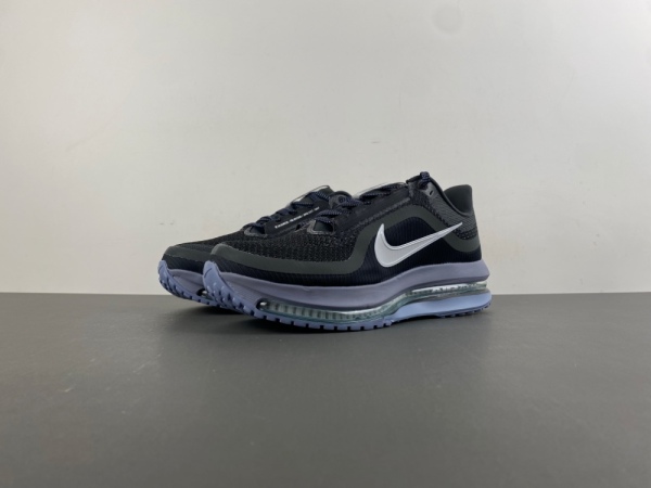 Pegasus Premium  HQ2592-006