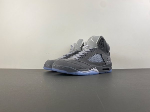 J*ordan 5 “Wolf Grey” DD0587-002