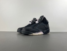 PSG x J*ordan 5 “Off Noir” HQ3004-001