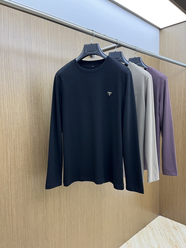 P*rada Top Quality Clothes