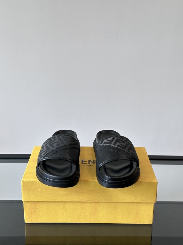 Men F*endi Sandals Top