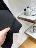 P*rada Top Quality Clothes