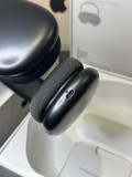 A*irPods Max