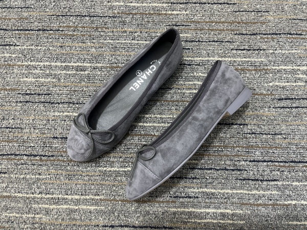 Women C*hanel Top Sneaker