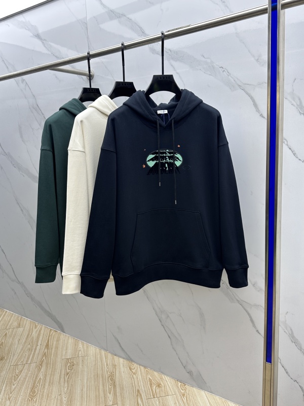 B*urberry  Top Quality Clothes