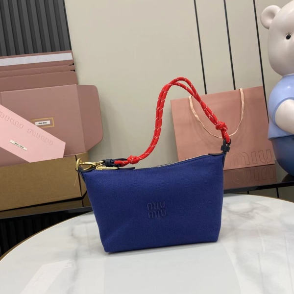 M*iu M*iu Top  Quality Bag 19*25.5*14*10CM