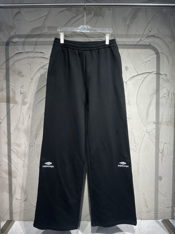B*ALENCIAGA Top Quality Clothes