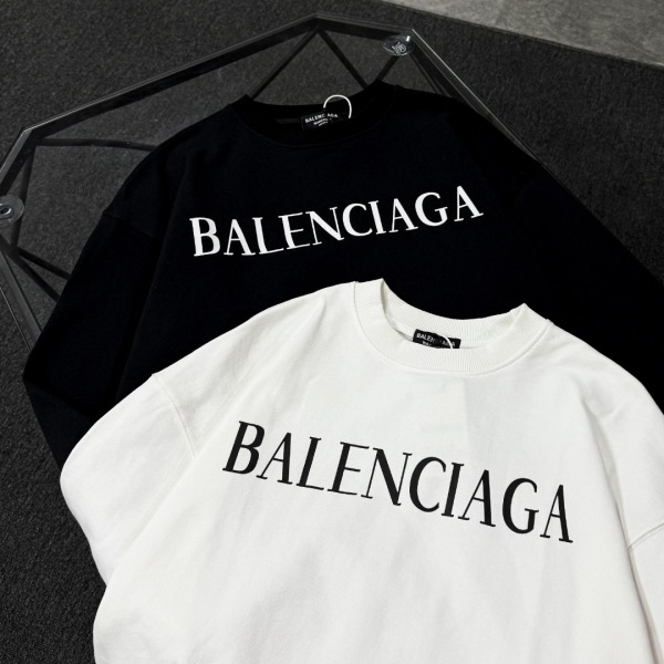 B*ALENCIAGA Top Quality Clothes