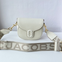 M*ARC J*ACOBS Top Bag  18*17*7cm
