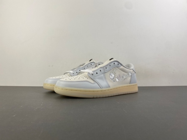 J*ordan 1 Low IF4391-100