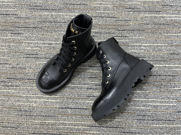 Women C*hanel Top Sneaker
