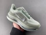 Pegasus Premium  HQ2592-300