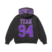 S*upreme Top Quality Clothes