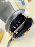 L*ouis V*uitton Top Quality Bag 12*8*21CM