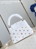 L*ouis V*uitton Top Quality Bag 12*8*21CM