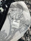 P*rada Top Quality Clothes