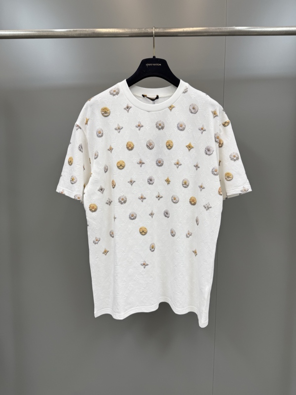 L*V Top Quality Clothes