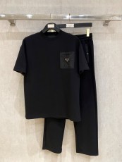 P*rada Top Quality Clothes