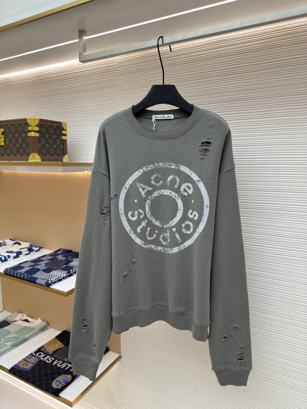 A*cne S*tudios Top Quality Clothes