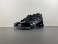 毒版8，COMME des GARÇONS x A*ir J*ordan 11 Pack Expected Fall  IV7639-001