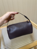 The R*ow Top Bag   19*8*10cm