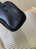 The R*ow Top Bag   19*8*10cm