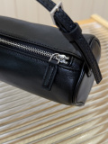 The R*ow Top Bag   19*8*10cm