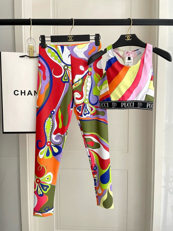 P*UCCI Top Quality Clothes