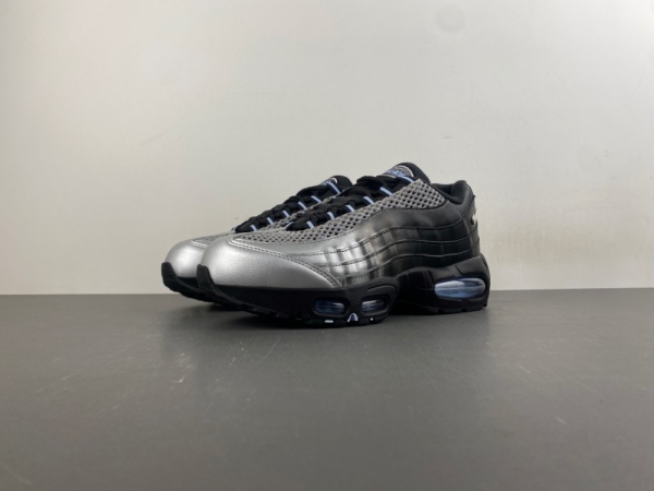 P*alace x N*ike A*ir M*ax 95 'Big Bubble - Metallic Silver'  IQ7708-095