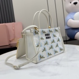 M*iu M*iu Top Bag  19.5*14*9CM