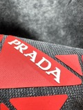P*rada Top Quality Clothes
