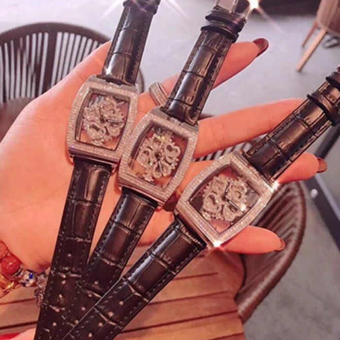 High Quality Fashion Square Women Watches With Rhinestone Spinning Diamond Face Ladies Watch Quartz Fashion Watch Women MBT004
