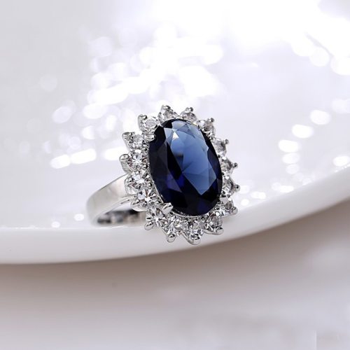 New Trendy Princess Crystal Engagement Design Rings for Women Blue Zircon Rhiestone Elegant Rings Female Wedding Jewelry Gifts