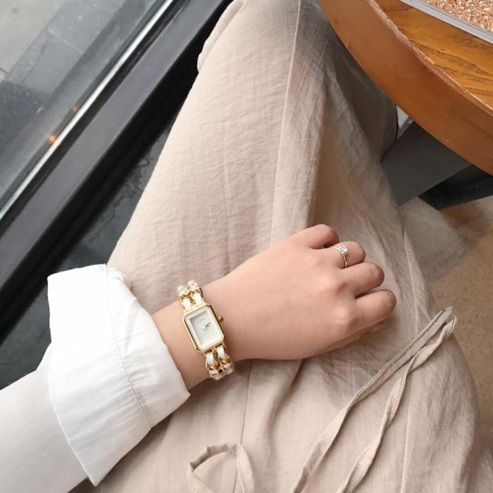 Bracelet type brand women watch exquisite and compact stainless steel leather strap Christmas and Valentine's Day gift preferred