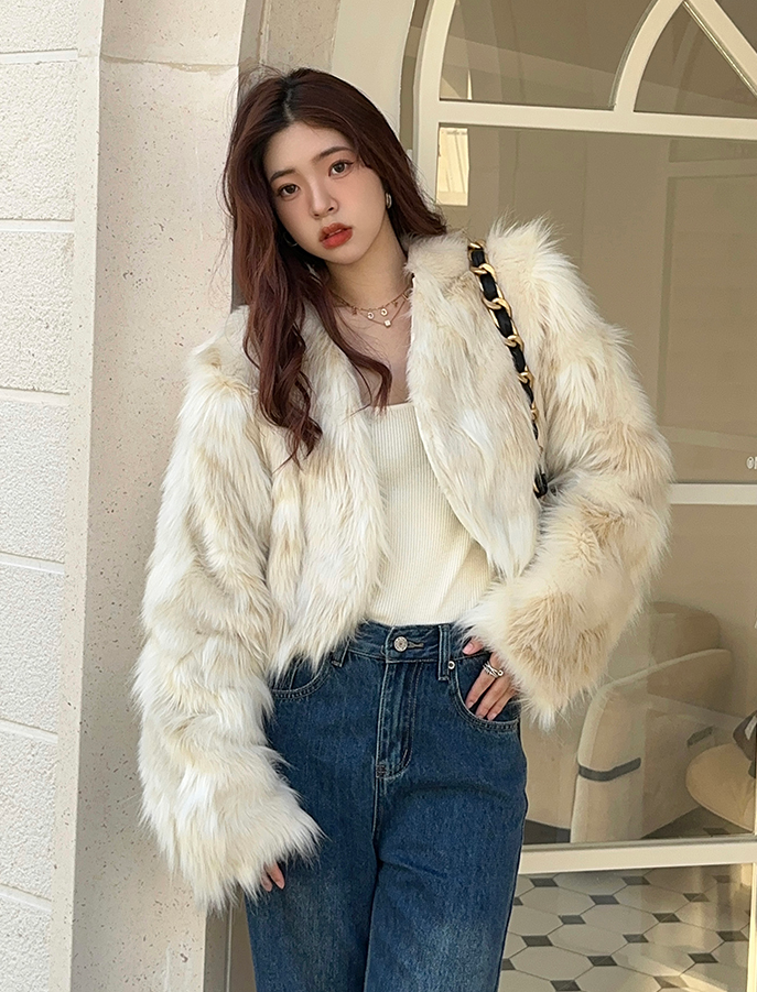 Short environmental protection fur coat winter Korean version loose and thick high-grade temperament short long sleeve coat women