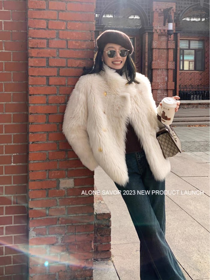 Limited Edition Tuscan Wool Micro wide Fashion thermal  stand-up collar Autumn winter coat 2023