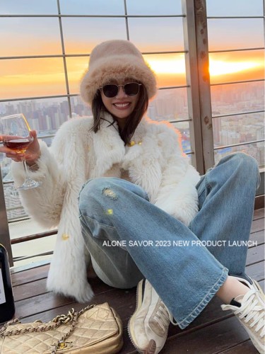 Limited Edition Tuscan Wool Micro wide Fashion thermal  stand-up collar Autumn winter coat 2023